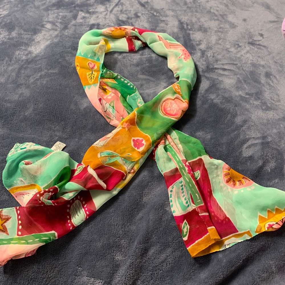 Scarf - Picture 4 of 6